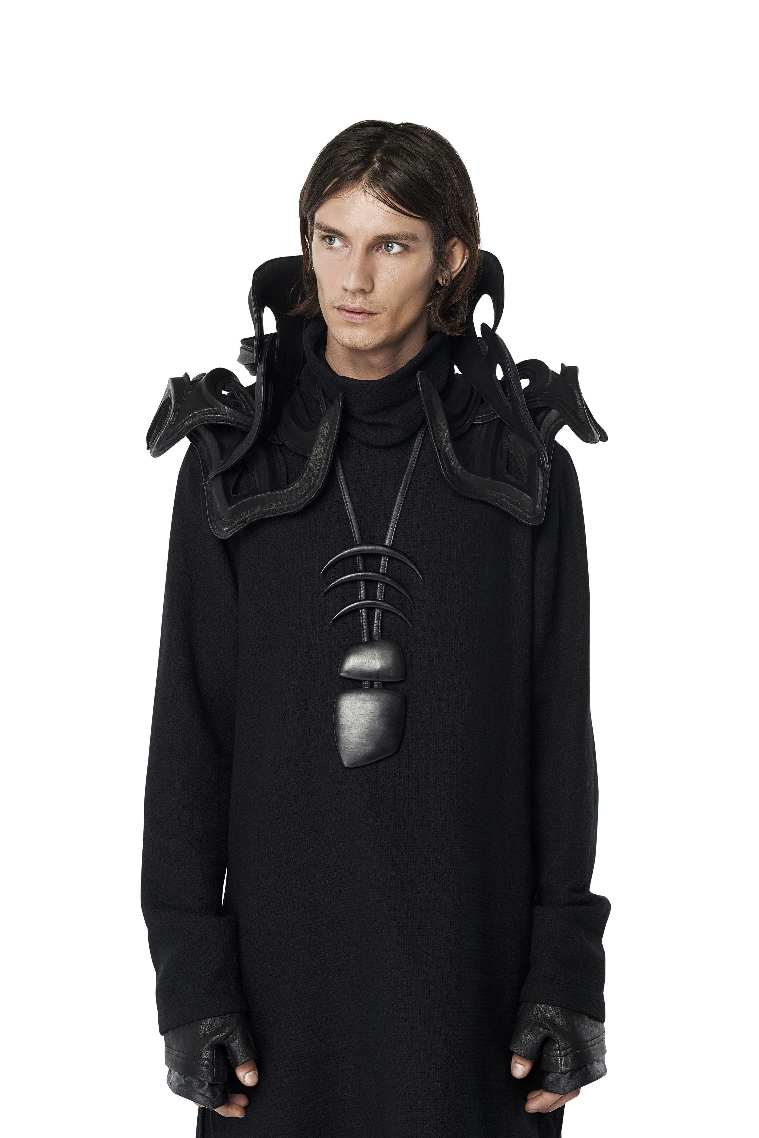 Aragon Leather Shoulder Piece