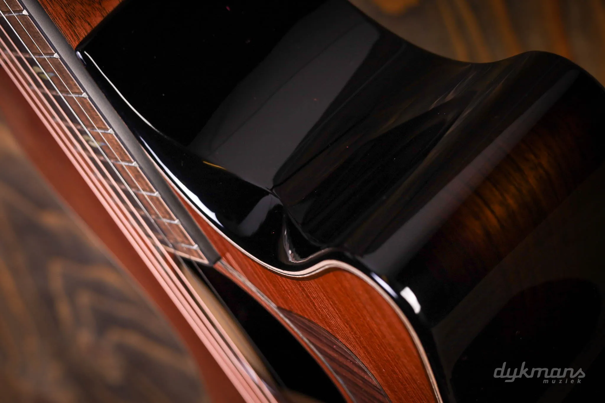 Taylor 50th Anniversary Builder's Edition 814ce