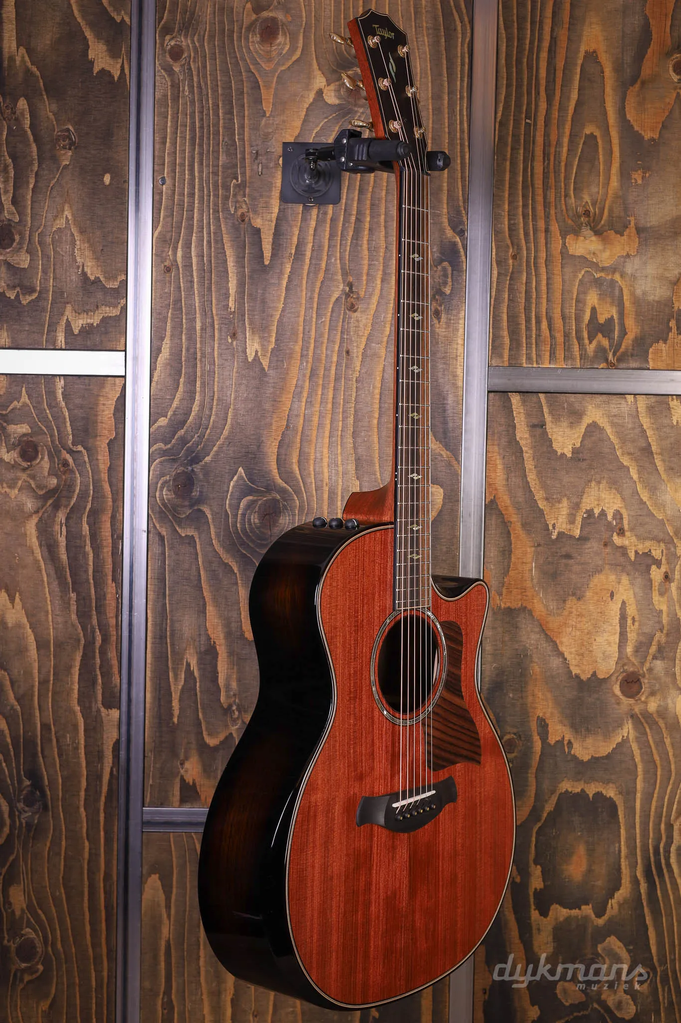 Taylor 50th Anniversary Builder's Edition 814ce