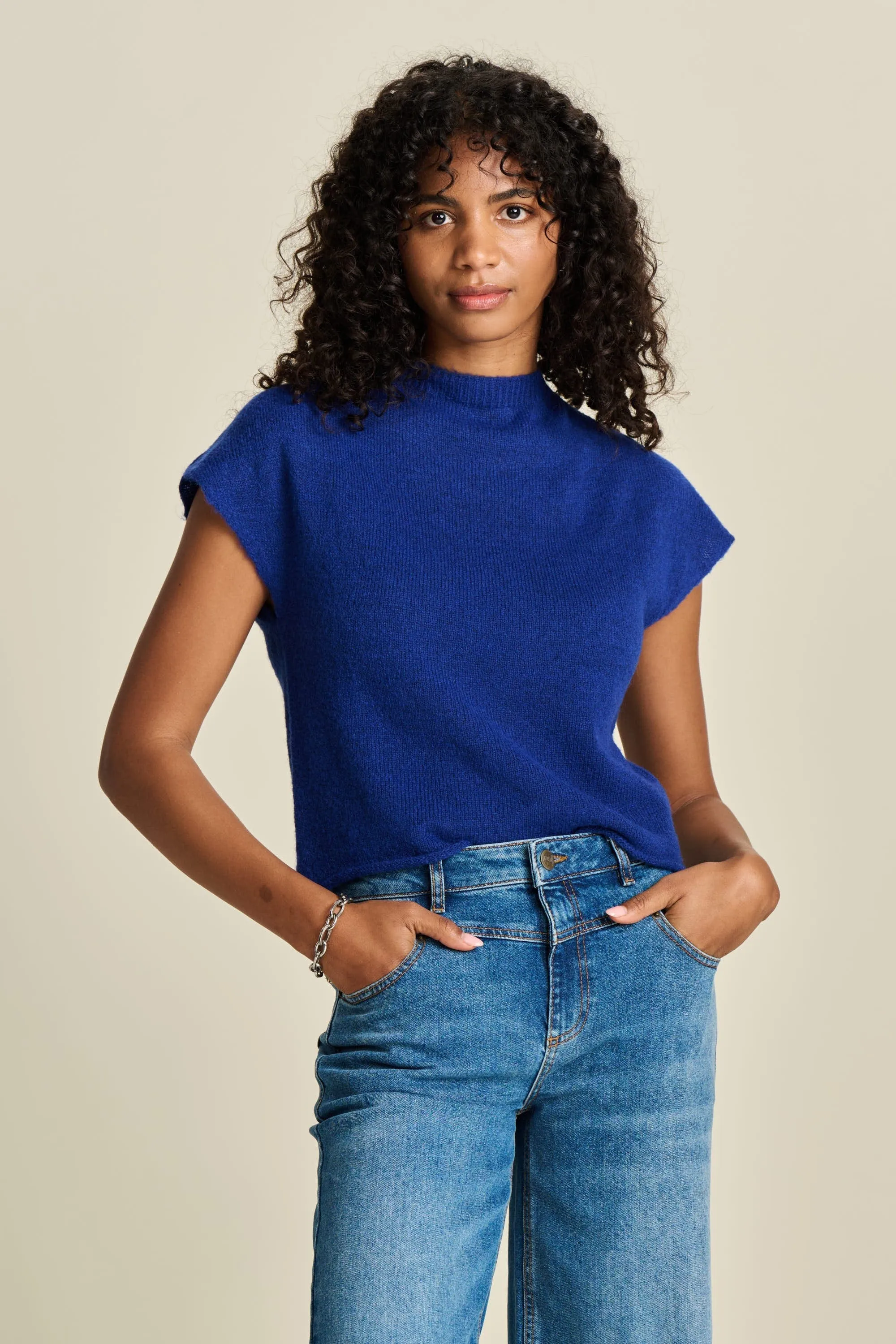 TOP - Bright Blue